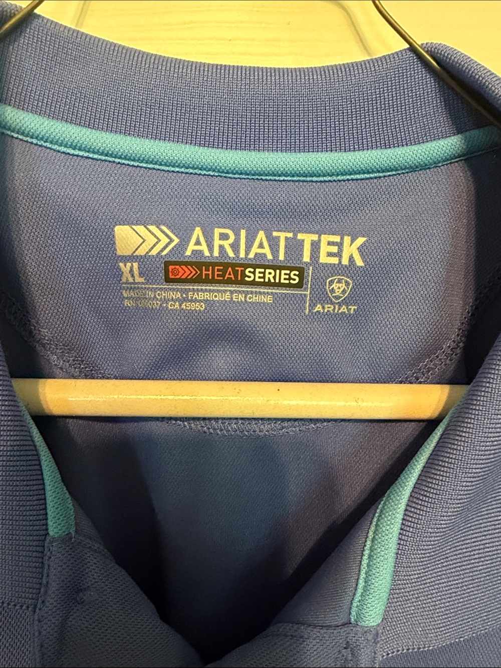 Ariat Men’s Royal Blue Performance Polo - Picture 2 of 3